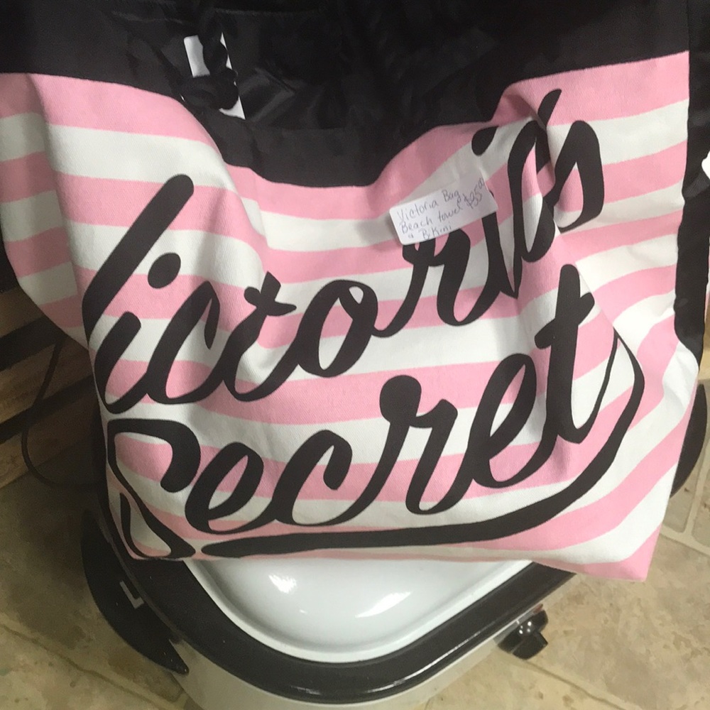 Victoria Beach Bag